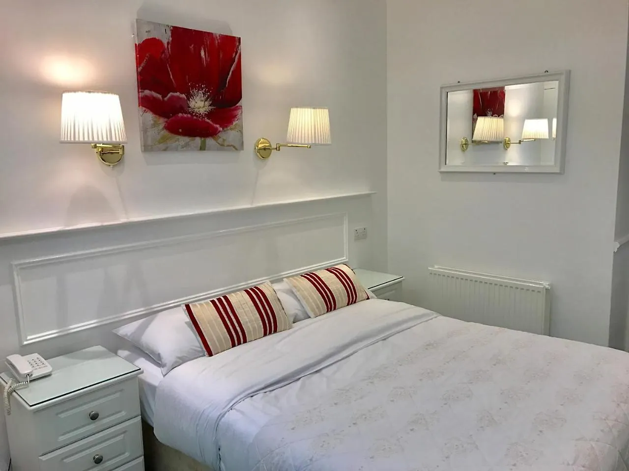 Dergvale Hotel Dublin 2*,